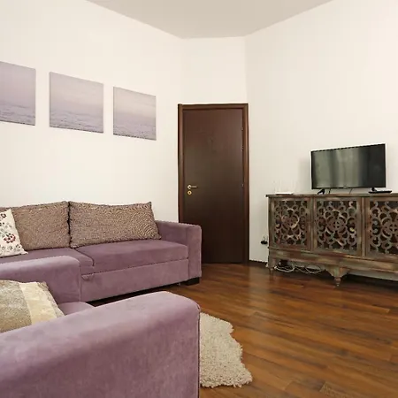 Vibrant Victoriei apartment-3
